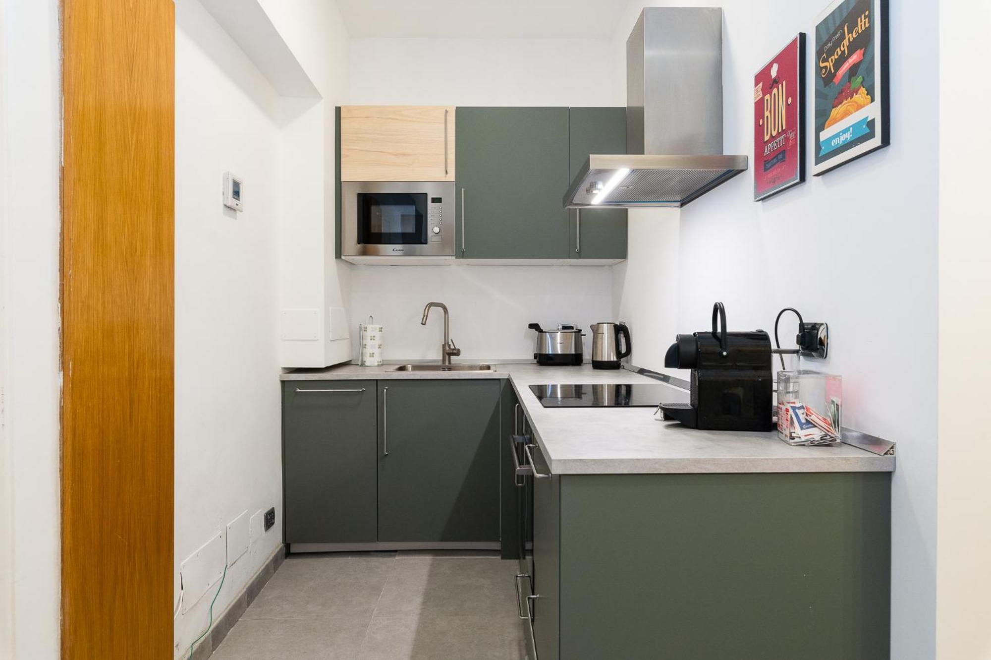 Two Floors 150 Sqm Wooden Apartment Rom