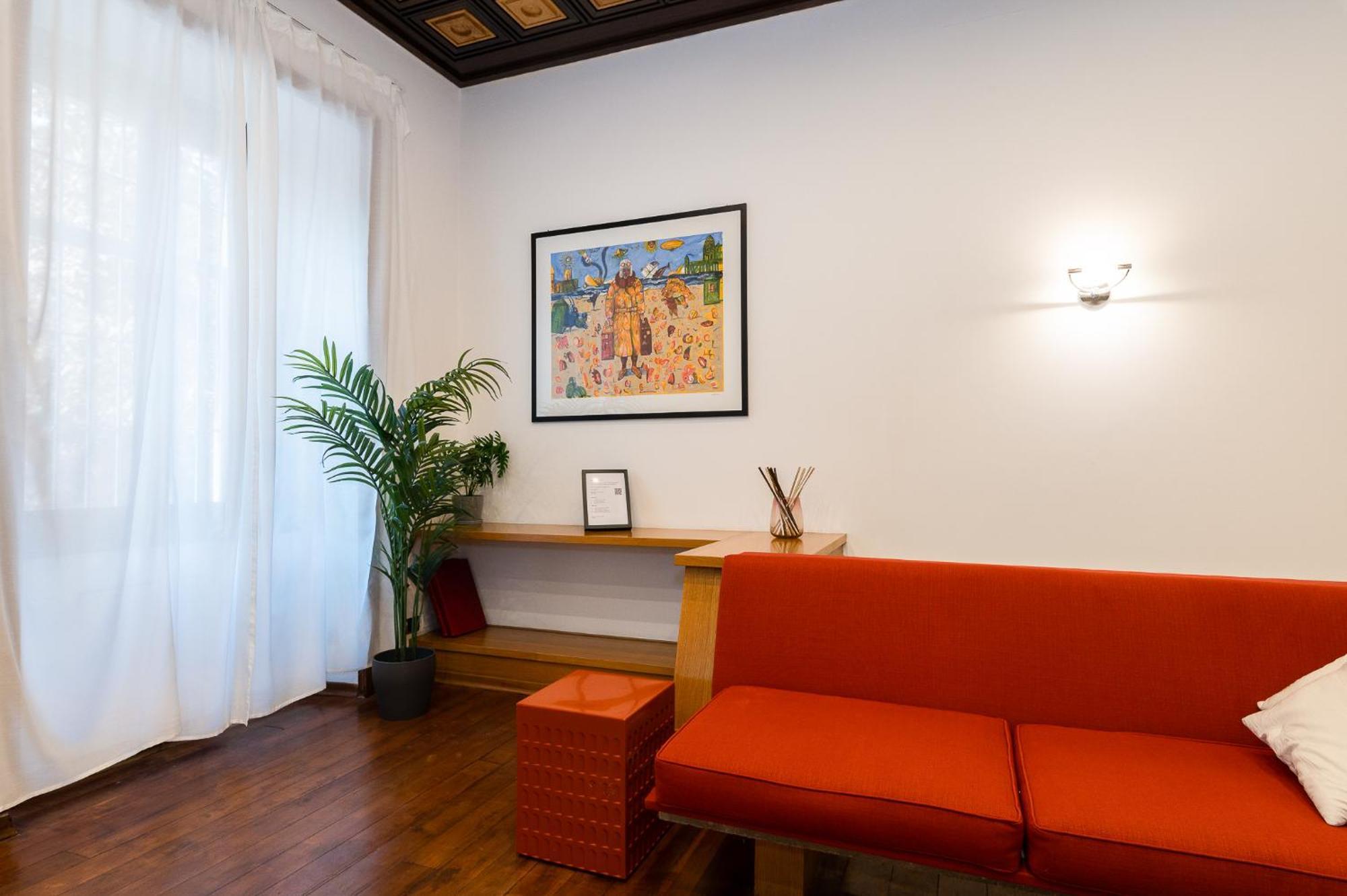 Two Floors 150 Sqm Wooden * Rom